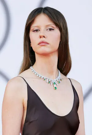 Mia Goth OnlyFans Leaked Free Thumbnail Picture - #btyPwbN992