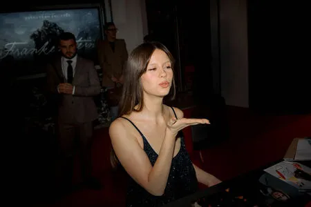 Mia Goth OnlyFans Leaked Free Thumbnail Picture - #cB0vUtWtJz