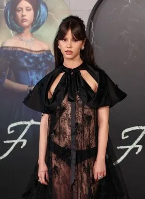 Mia Goth OnlyFans Leaked Free Thumbnail Picture - #darp2QUa35