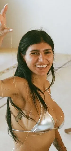 Mia Khalifa OnlyFans Leaked Free Thumbnail Picture - #4UsUAYkb3l