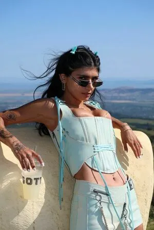 Mia Khalifa OnlyFans Leaked Free Thumbnail Picture - #ETXOljmQa1