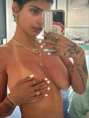 Mia Khalifa OnlyFans Leaked Free Thumbnail Picture - #PVGClbN1NN
