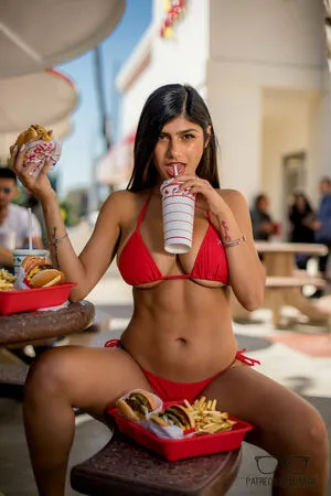 Mia Khalifa OnlyFans Leaked Free Thumbnail Picture - #T23Tl4jBFR