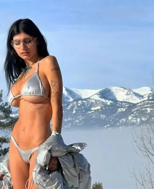 Mia Khalifa OnlyFans Leaked Free Thumbnail Picture - #cgrVapEXmr