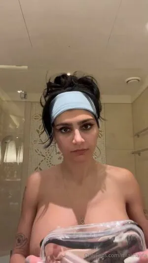 Mia Khalifa OnlyFans Leaked Free Thumbnail Picture - #euCFDmbWt1