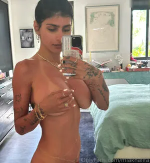 Mia Khalifa OnlyFans Leaked Free Thumbnail Picture - #pNbwrImx9m