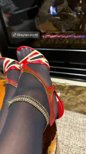 Mia Khalifa OnlyFans Leaked Free Thumbnail Picture - #wKabiWHwD2