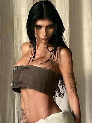 Mia Khalifa OnlyFans Leaked Free Thumbnail Picture - #41H2DyanRf