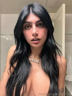 Mia Khalifa OnlyFans Leaked Free Thumbnail Picture - #4yeoBQWNRX