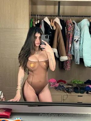Mia Khalifa OnlyFans Leaked Free Thumbnail Picture - #5eHFuGUoNZ