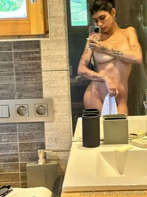 Mia Khalifa OnlyFans Leaked Free Thumbnail Picture - #74jU79Tpvq