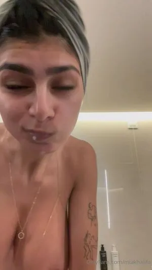 Mia Khalifa OnlyFans Leaked Free Thumbnail Picture - #AdWlxBLudZ