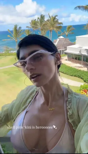 Mia Khalifa OnlyFans Leaked Free Thumbnail Picture - #EIBAq8UxFq