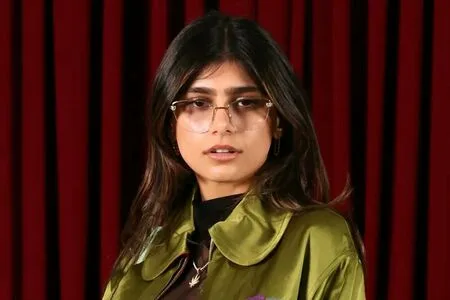 Mia Khalifa OnlyFans Leaked Free Thumbnail Picture - #KQfyNDgpSm