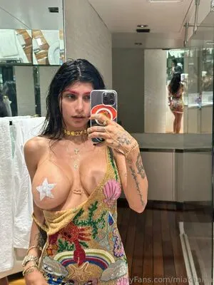 Mia Khalifa OnlyFans Leaked Free Thumbnail Picture - #O6uAVLA3EK