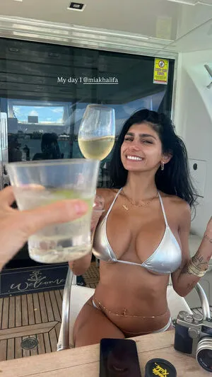 Mia Khalifa OnlyFans Leaked Free Thumbnail Picture - #VJO55loARb