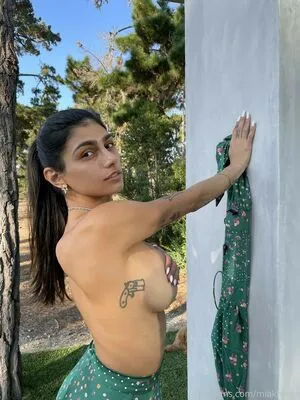 Mia Khalifa OnlyFans Leaked Free Thumbnail Picture - #X76mC9sOf5