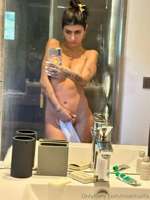 Mia Khalifa OnlyFans Leaked Free Thumbnail Picture - #agpOzTEoCp
