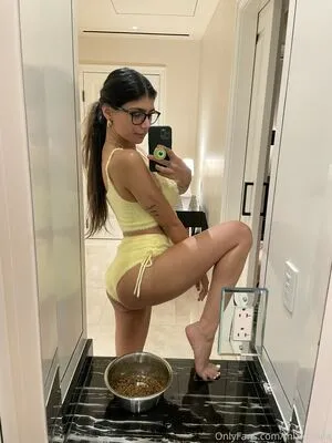 Mia Khalifa OnlyFans Leaked Free Thumbnail Picture - #aiu3z00PyE