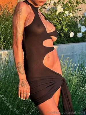 Mia Khalifa OnlyFans Leaked Free Thumbnail Picture - #b2ZFbKt2bL