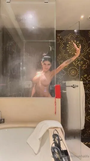 Mia Khalifa OnlyFans Leaked Free Thumbnail Picture - #gQrmlmoeGb