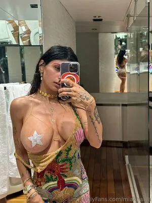 Mia Khalifa OnlyFans Leaked Free Thumbnail Picture - #m5NUDGuQ00