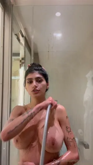 Mia Khalifa OnlyFans Leaked Free Thumbnail Picture - #mFTBaF36fg