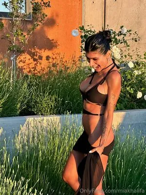 Mia Khalifa OnlyFans Leaked Free Thumbnail Picture - #nazJg2bRb9
