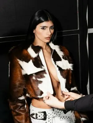 Mia Khalifa OnlyFans Leaked Free Thumbnail Picture - #q6V0vvNso7