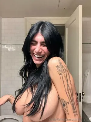 Mia Khalifa OnlyFans Leaked Free Thumbnail Picture - #rGddgclEGa