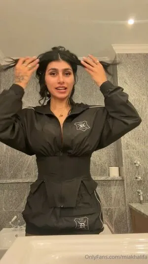 Mia Khalifa OnlyFans Leaked Free Thumbnail Picture - #srHgvxF48X