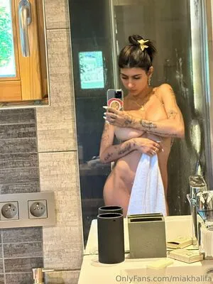 Mia Khalifa OnlyFans Leaked Free Thumbnail Picture - #uqi3glYZyH