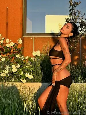 Mia Khalifa OnlyFans Leaked Free Thumbnail Picture - #yWmYlthyTj