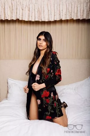 Mia Khalifa OnlyFans Leaked Free Thumbnail Picture - #28aUP2f8Ie