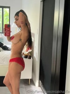 Mia Khalifa OnlyFans Leaked Free Thumbnail Picture - #5CERSbkOKt