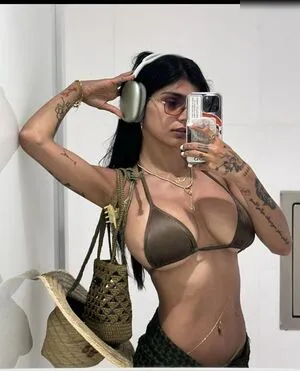 Mia Khalifa OnlyFans Leaked Free Thumbnail Picture - #60YRSRX1kN