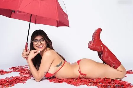 Mia Khalifa OnlyFans Leaked Free Thumbnail Picture - #7uIPTPMUoo