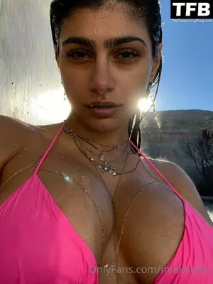 Mia Khalifa OnlyFans Leaked Free Thumbnail Picture - #8s7XEGGO4H