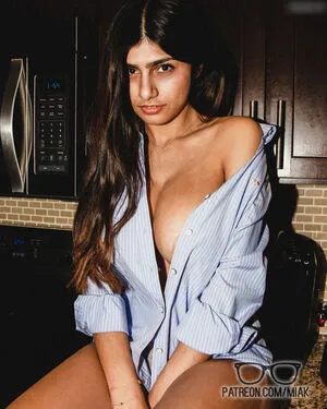 Mia Khalifa OnlyFans Leaked Free Thumbnail Picture - #9LfZFUWCmj