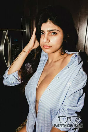 Mia Khalifa OnlyFans Leaked Free Thumbnail Picture - #9swhNWK4sO