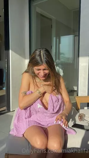 Mia Khalifa OnlyFans Leaked Free Thumbnail Picture - #ALxsYrt5m5