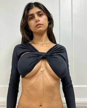 Mia Khalifa OnlyFans Leaked Free Thumbnail Picture - #BfwBkJyhXQ