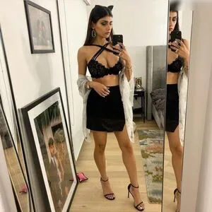 Mia Khalifa OnlyFans Leaked Free Thumbnail Picture - #BvGVk0WB98