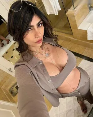 Mia Khalifa OnlyFans Leaked Free Thumbnail Picture - #HZBbquDHZE