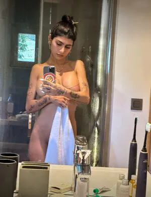 Mia Khalifa OnlyFans Leaked Free Thumbnail Picture - #IGVxcbKG0m