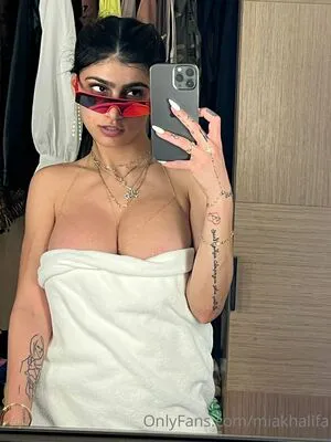 Mia Khalifa OnlyFans Leaked Free Thumbnail Picture - #Ig3WLp9NgA