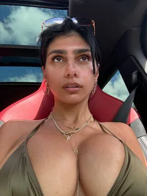 Mia Khalifa OnlyFans Leaked Free Thumbnail Picture - #LF03QynC39