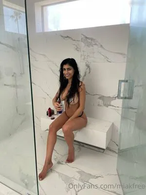 Mia Khalifa OnlyFans Leaked Free Thumbnail Picture - #Ms0sIA041x