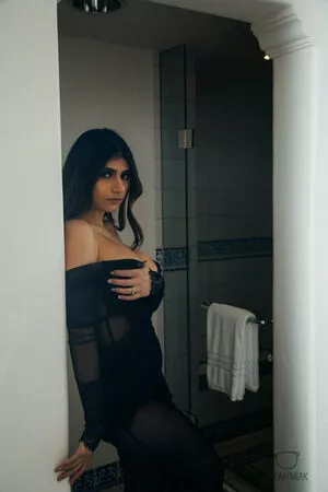 Mia Khalifa OnlyFans Leaked Free Thumbnail Picture - #QYOA7AM9Xw