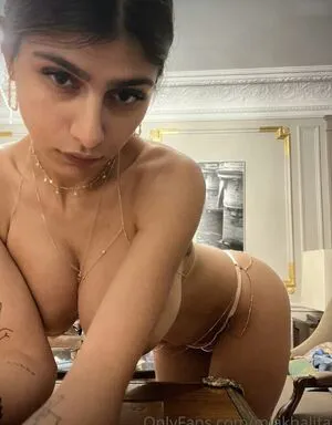 Mia Khalifa OnlyFans Leaked Free Thumbnail Picture - #a3rv6EpbbS